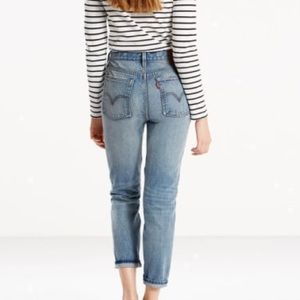 Vintage 90s Women’s Levi Jeans